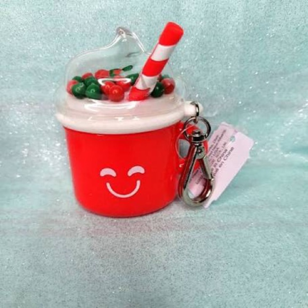 Adorable holiday pocketbac